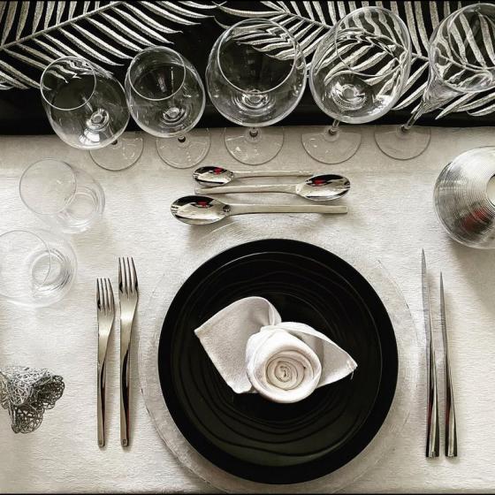 Gamme « Assiettes Vagues Noires »