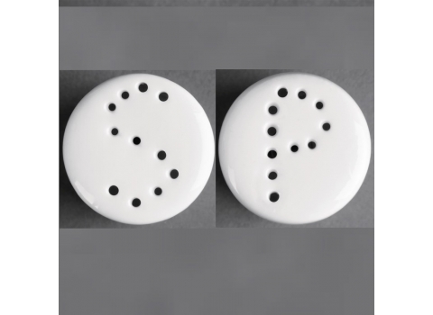 Ensemble sel et poivre en porcelaine blanche (2 pièces)